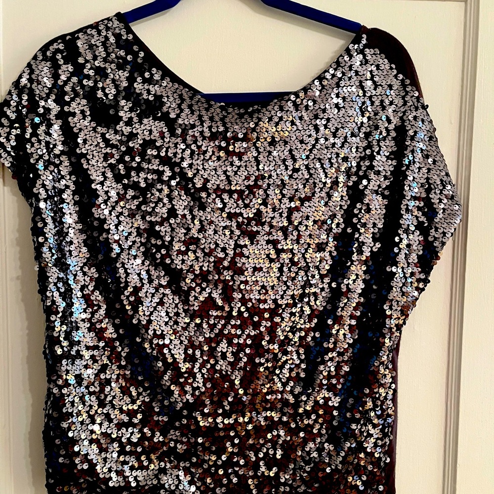 Jenniferr Lopez sequin front top XS